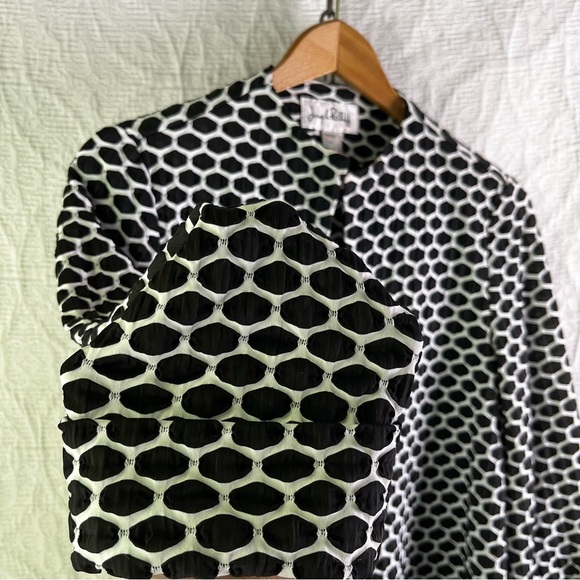 Joseph Ribkoff Swing Jacket Womens 6 Asymmetric Geometric Black White Textured - Picture 5 of 16
